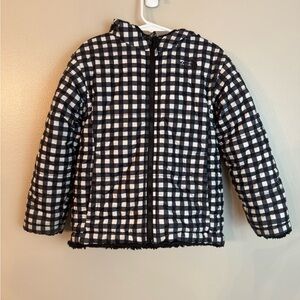 Girls The North Face Kids Reversible Black & White Check Hooded Puffer 5T